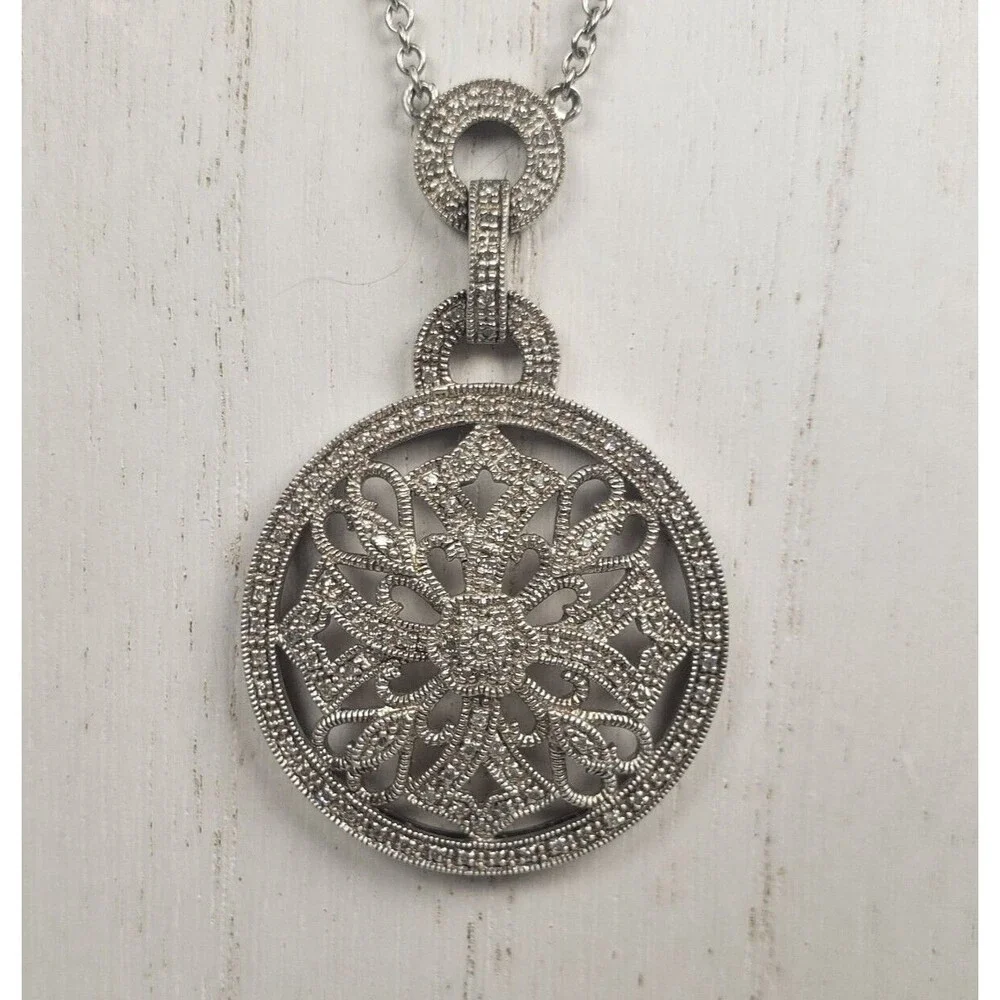 Vintage 925 Sterling Silver w Diamond Circle Cross Hearts Pendant Chain Necklace - Picture 12 of 16